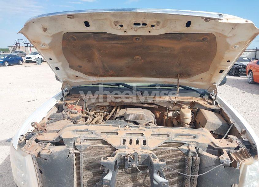 Photo 10 of 2014 Chevrolet Silverado 2500HD LT (VIN 1GC1KXCG0EF128453)