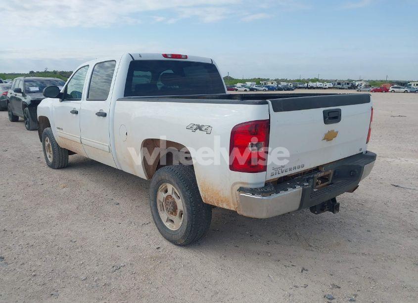 Photo 3 of 2014 Chevrolet Silverado 2500HD LT (VIN 1GC1KXCG0EF128453)