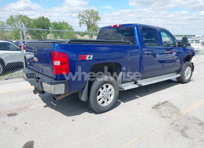 Photo 4 of 2013 Chevrolet Silverado 2500HD LT (VIN 1GC1KXCG1DF196694)