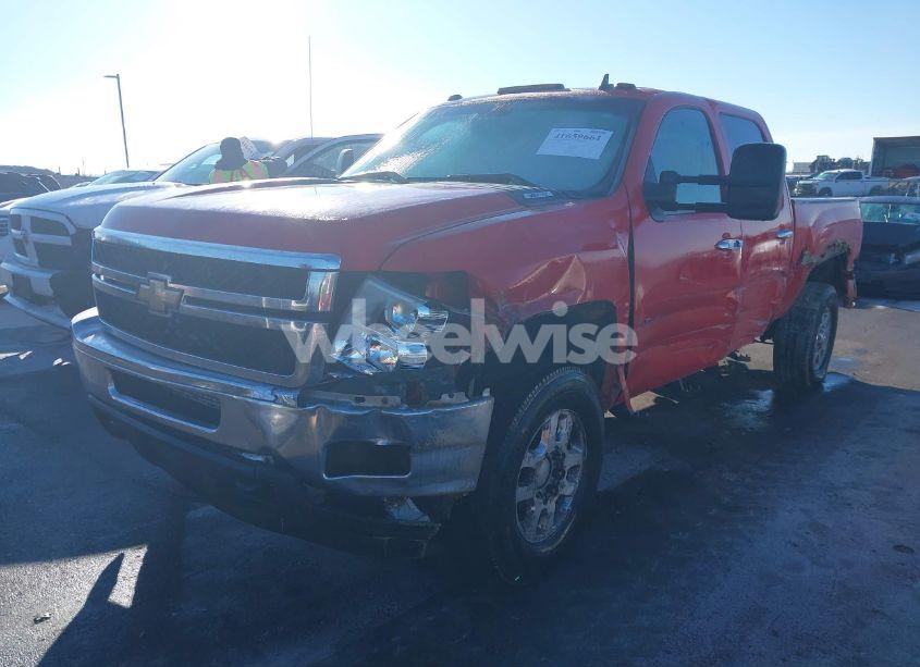 Photo 2 of 2011 Chevrolet Silverado 2500HD LT (VIN 1GC1KXCG2BF223799)