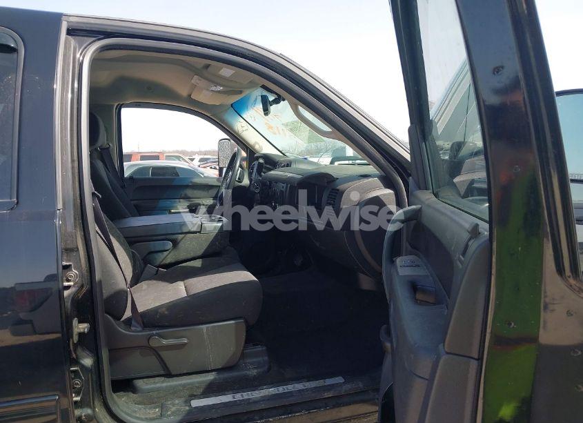 Photo 5 of 2012 Chevrolet Silverado 2500HD LT (VIN 1GC1KXCG2CF156820)