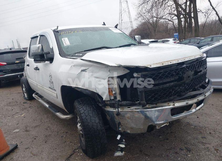 2012 Chevrolet Silverado 2500HD LT (VIN 1GC1KXCG2CF242211) main photo