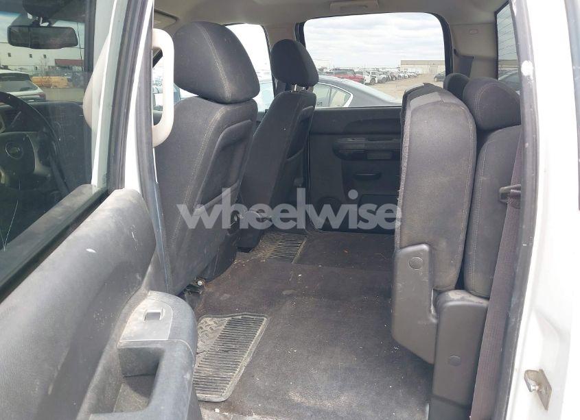 Photo 8 of 2014 Chevrolet Silverado 2500HD LT (VIN 1GC1KXCG2EF182823)