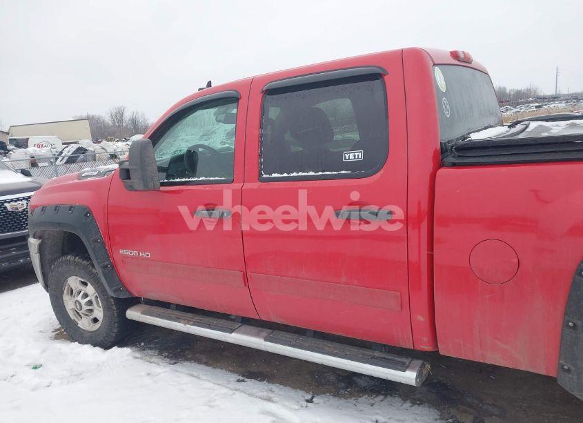 Photo 14 of 2011 Chevrolet Silverado 2500HD LT (VIN 1GC1KXCG3BF255967)