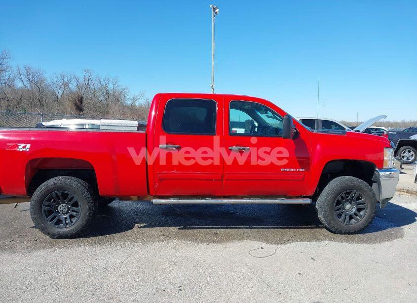 Photo 13 of 2012 Chevrolet Silverado 2500HD LT (VIN 1GC1KXCG4CF116674)