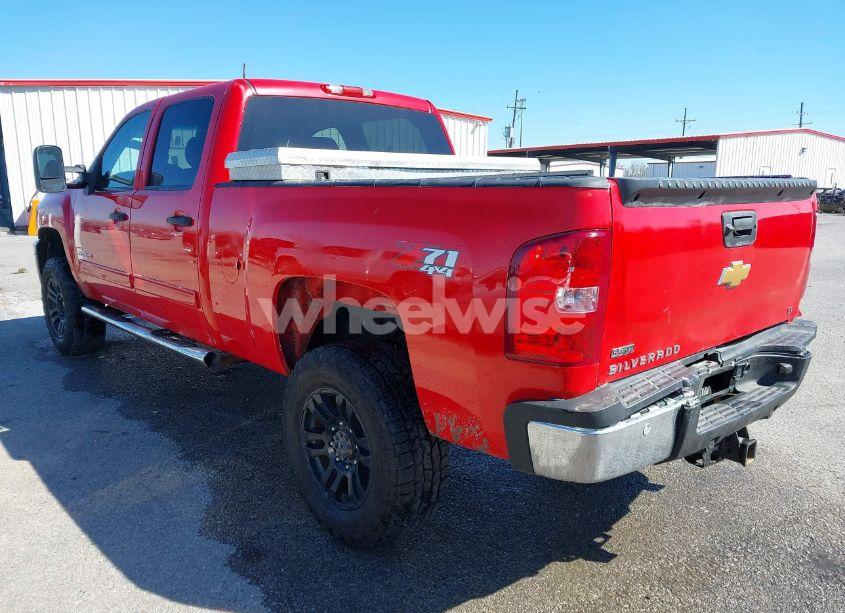 Photo 3 of 2012 Chevrolet Silverado 2500HD LT (VIN 1GC1KXCG4CF116674)