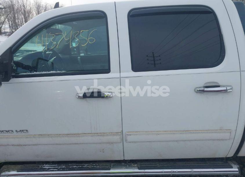 Photo 14 of 2011 Chevrolet Silverado 2500HD LT (VIN 1GC1KXCG5BF118688)