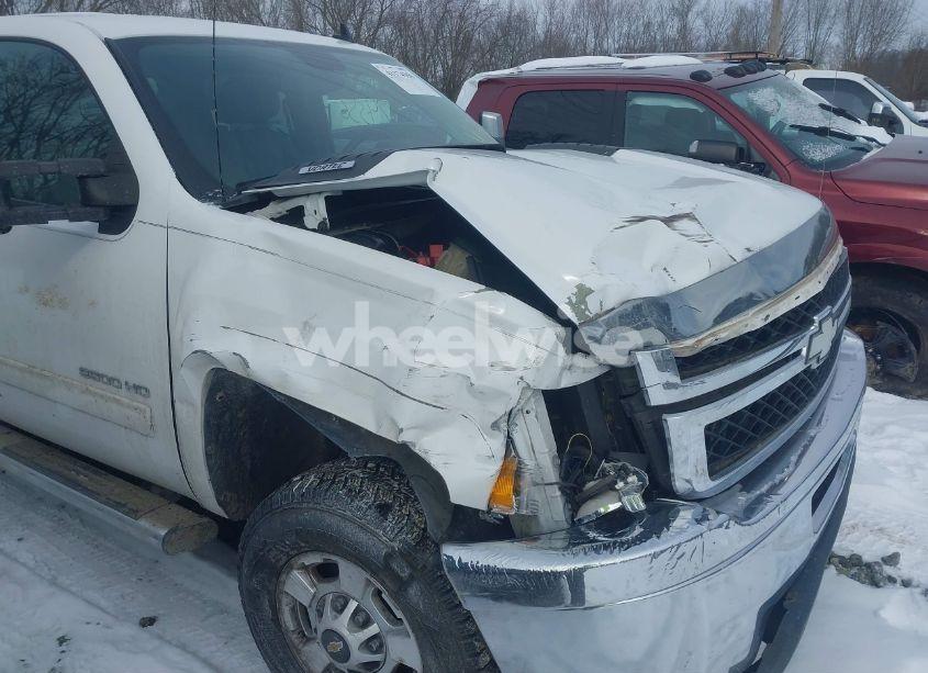 Photo 6 of 2011 Chevrolet Silverado 2500HD LT (VIN 1GC1KXCG5BF118688)