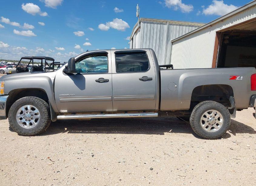 Photo 15 of 2013 Chevrolet Silverado 2500HD LT (VIN 1GC1KXCG5DF235836)