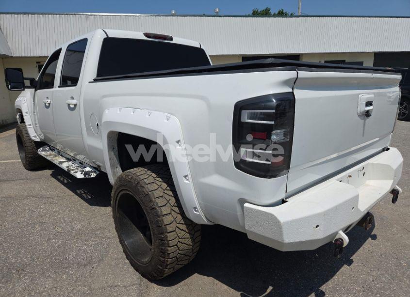 Photo 3 of 2011 Chevrolet Silverado 2500HD LT (VIN 1GC1KXCG6BF222090)