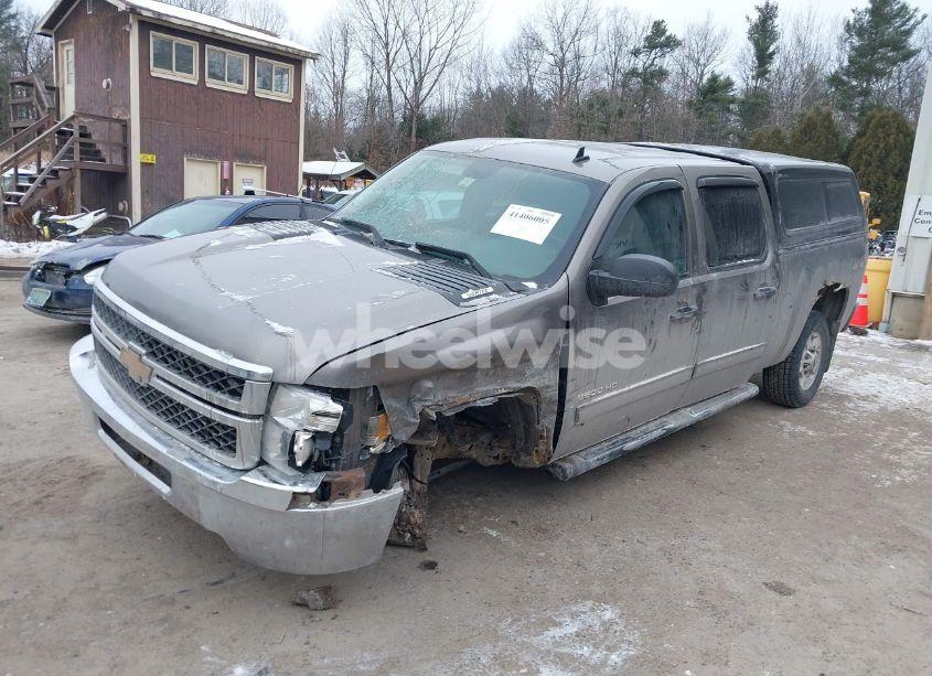 Photo 2 of 2012 Chevrolet Silverado 2500HD LT (VIN 1GC1KXCG6CF244320)