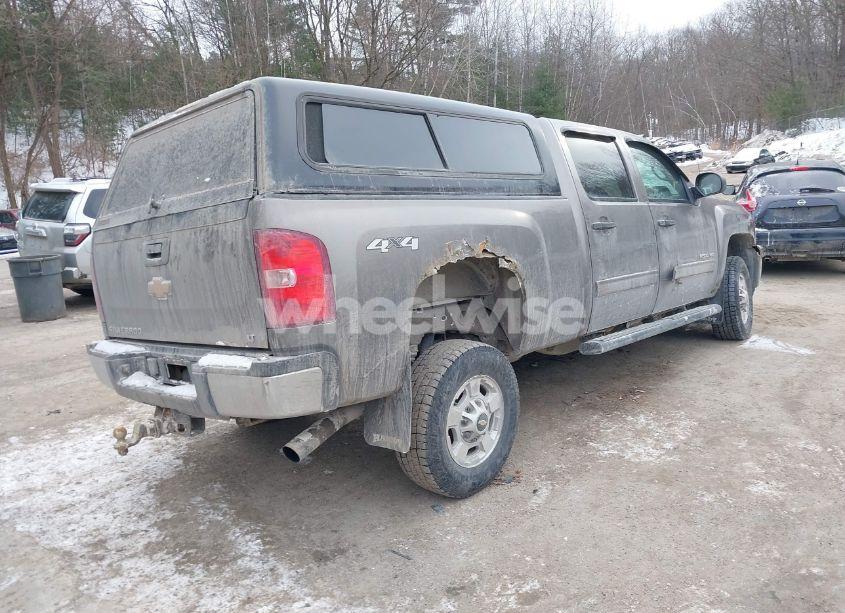 Photo 4 of 2012 Chevrolet Silverado 2500HD LT (VIN 1GC1KXCG6CF244320)