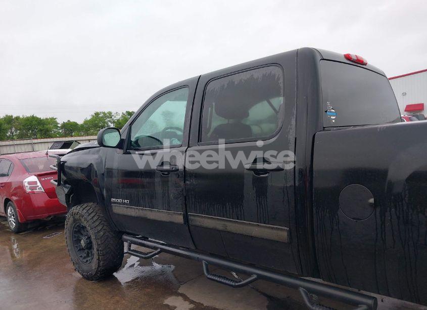 Photo 14 of 2013 Chevrolet Silverado 2500HD LT (VIN 1GC1KXCG7DF151954)