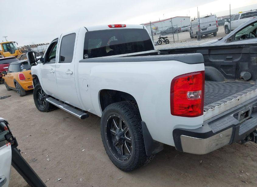 Photo 3 of 2013 Chevrolet Silverado 2500HD LT (VIN 1GC1KXCGXDF121301)