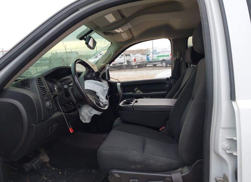 Photo 5 of 2013 Chevrolet Silverado 2500HD LT (VIN 1GC1KXCGXDF121301)