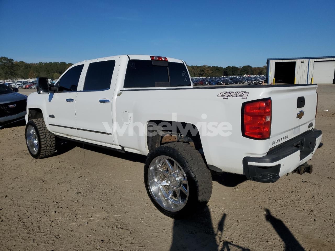 Photo 2 of 2015 CHEVROLET SILVERADO K2500 HIGH COUNTRY (VIN 1GC1KXE80FF680784)