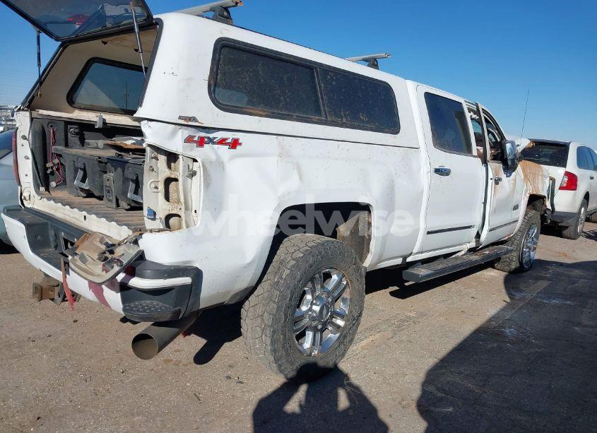 Photo 4 of 2016 Chevrolet Silverado 2500HD HIGH COUNTRY (VIN 1GC1KXE80GF184286)