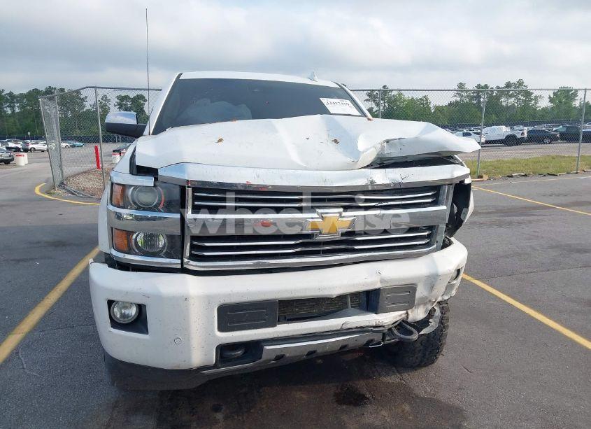 Photo 12 of 2015 Chevrolet Silverado 2500HD HIGH COUNTRY (VIN 1GC1KXE83FF681914)