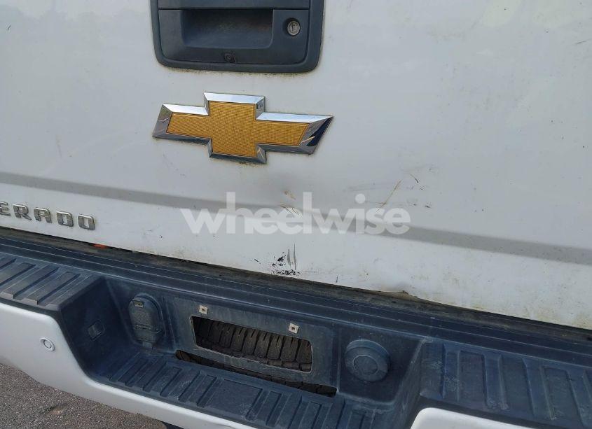 Photo 17 of 2015 Chevrolet Silverado 2500HD HIGH COUNTRY (VIN 1GC1KXE83FF681914)