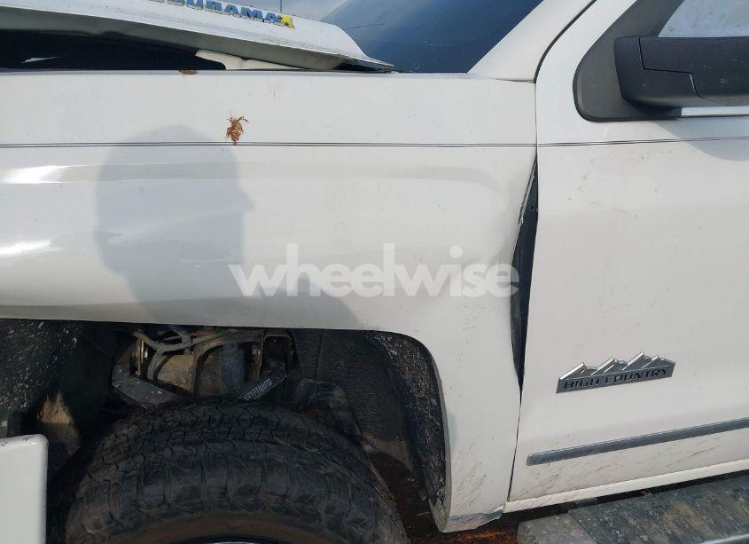 Photo 18 of 2015 Chevrolet Silverado 2500HD HIGH COUNTRY (VIN 1GC1KXE83FF681914)