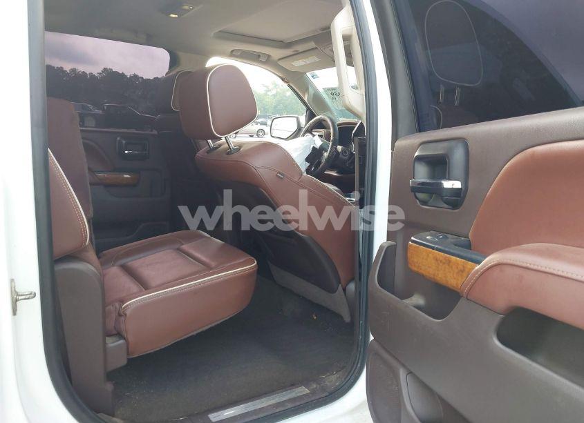 Photo 8 of 2015 Chevrolet Silverado 2500HD HIGH COUNTRY (VIN 1GC1KXE83FF681914)