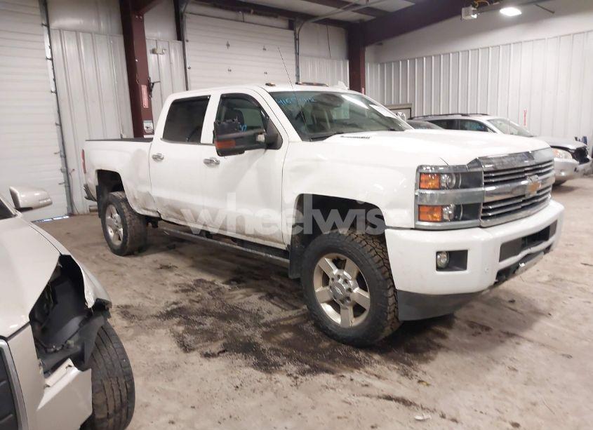 2016 Chevrolet Silverado 2500HD HIGH COUNTRY (VIN 1GC1KXE83GF114457) main photo