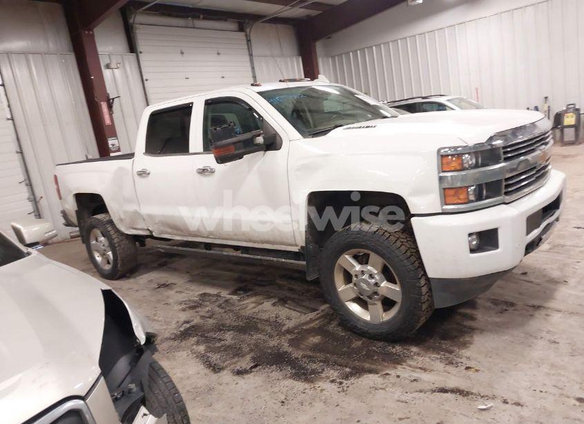 Photo 13 of 2016 Chevrolet Silverado 2500HD HIGH COUNTRY (VIN 1GC1KXE83GF114457)