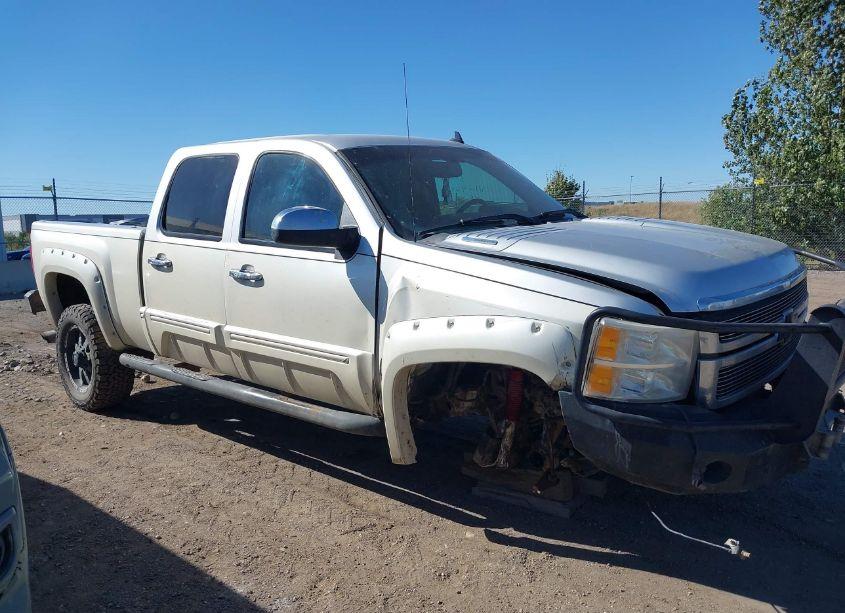 Photo 13 of 2013 Chevrolet Silverado 2500HD LT (VIN 1GC1KXE84DF197389)
