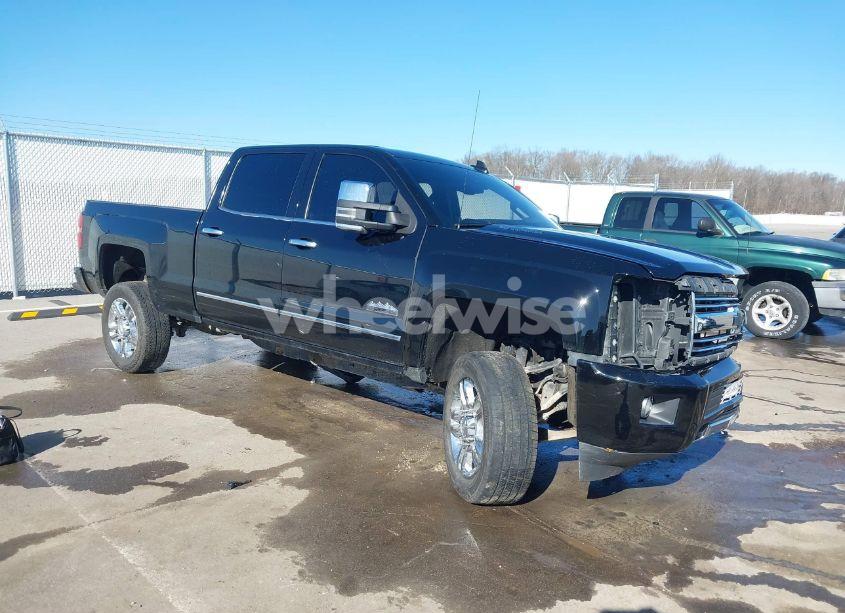 2015 Chevrolet Silverado 2500HD HIGH COUNTRY (VIN 1GC1KXE85FF664886) main photo