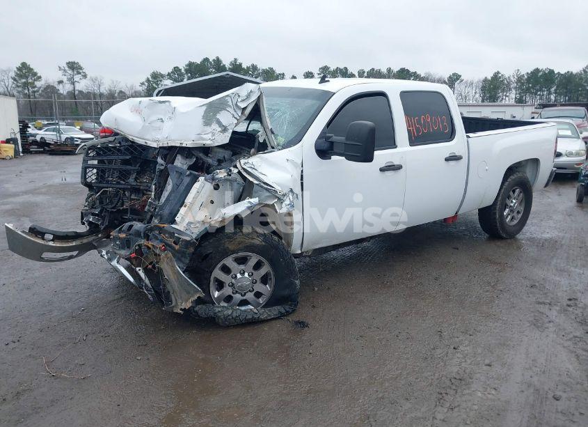 Photo 2 of 2011 Chevrolet Silverado 2500HD LT (VIN 1GC1KXE86BF186651)