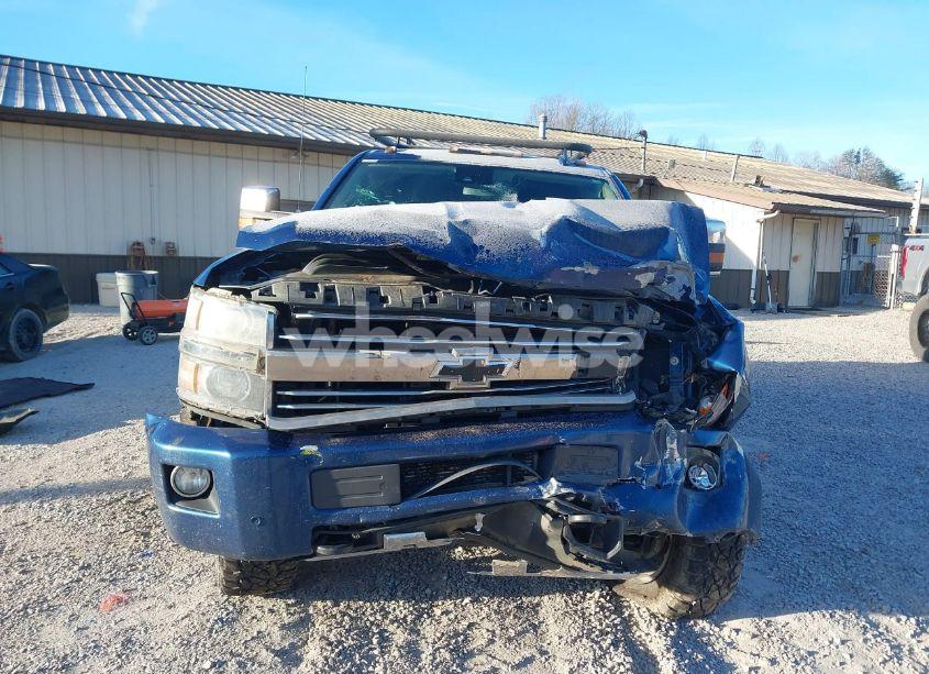 Photo 13 of 2015 Chevrolet Silverado 2500HD HIGH COUNTRY (VIN 1GC1KXE86FF563162)