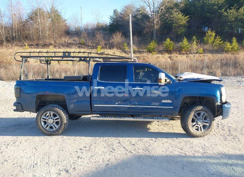 Photo 14 of 2015 Chevrolet Silverado 2500HD HIGH COUNTRY (VIN 1GC1KXE86FF563162)