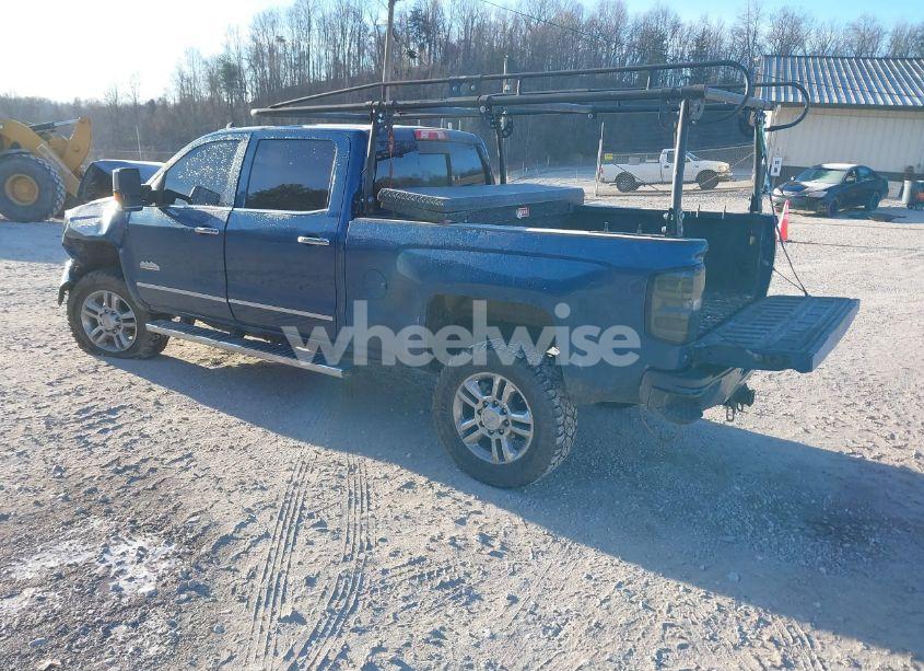 Photo 3 of 2015 Chevrolet Silverado 2500HD HIGH COUNTRY (VIN 1GC1KXE86FF563162)
