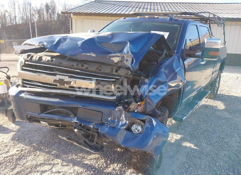 Photo 6 of 2015 Chevrolet Silverado 2500HD HIGH COUNTRY (VIN 1GC1KXE86FF563162)