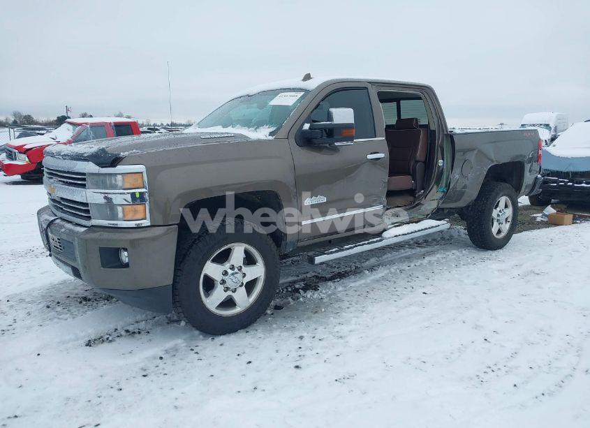 Photo 2 of 2015 Chevrolet Silverado 2500HD HIGH COUNTRY (VIN 1GC1KXE89FF543780)