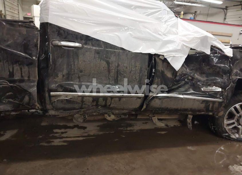 Photo 8 of 2016 Chevrolet Silverado 2500HD HIGH COUNTRY (VIN 1GC1KXE89GF166238)