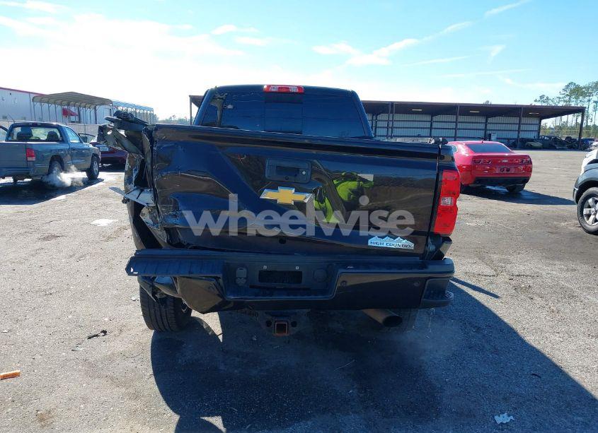 Photo 16 of 2018 Chevrolet Silverado 2500HD HIGH COUNTRY (VIN 1GC1KXEG3JF122475)