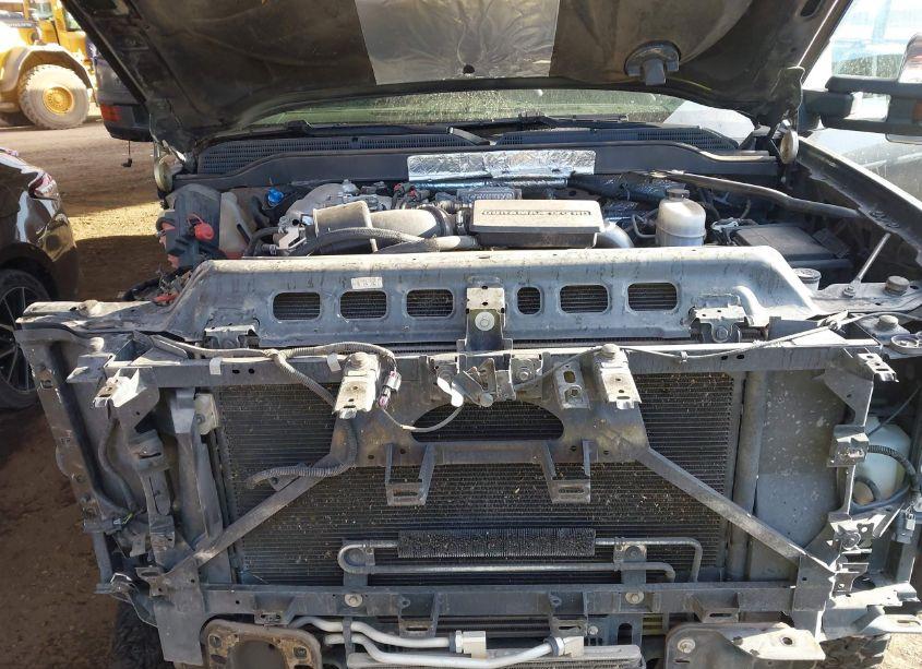 Photo 10 of 2017 Chevrolet Silverado 2500HD HIGH COUNTRY (VIN 1GC1KXEY1HF210508)