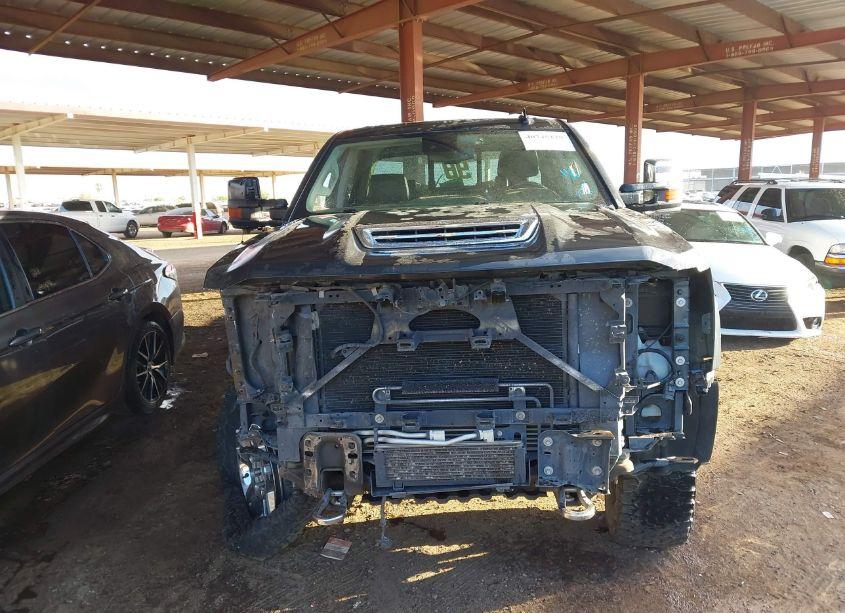 Photo 13 of 2017 Chevrolet Silverado 2500HD HIGH COUNTRY (VIN 1GC1KXEY1HF210508)