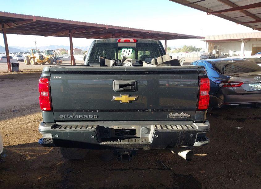 Photo 17 of 2017 Chevrolet Silverado 2500HD HIGH COUNTRY (VIN 1GC1KXEY1HF210508)