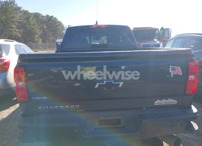 Photo 17 of 2018 Chevrolet Silverado 2500HD HIGH COUNTRY (VIN 1GC1KXEY3JF198643)