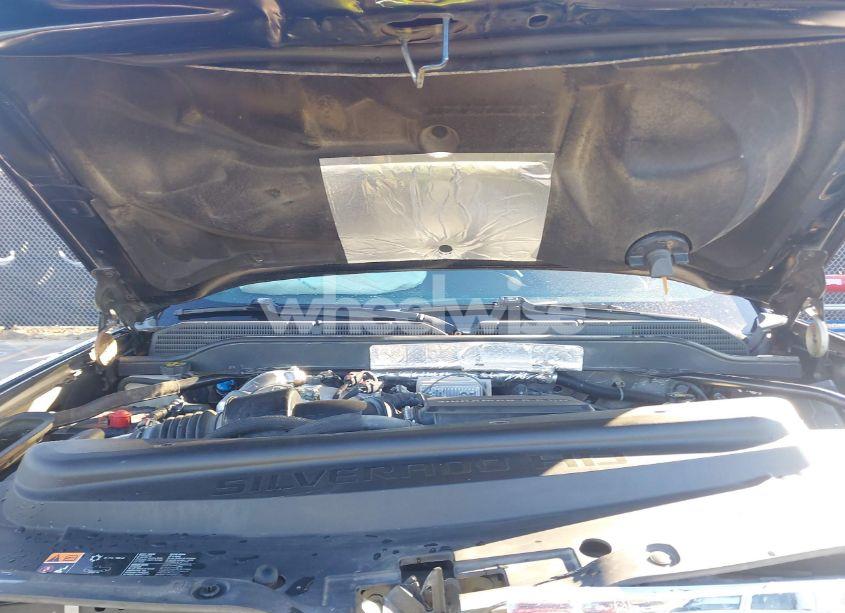 Photo 10 of 2018 Chevrolet Silverado 2500HD HIGH COUNTRY (VIN 1GC1KXEY3JF221340)