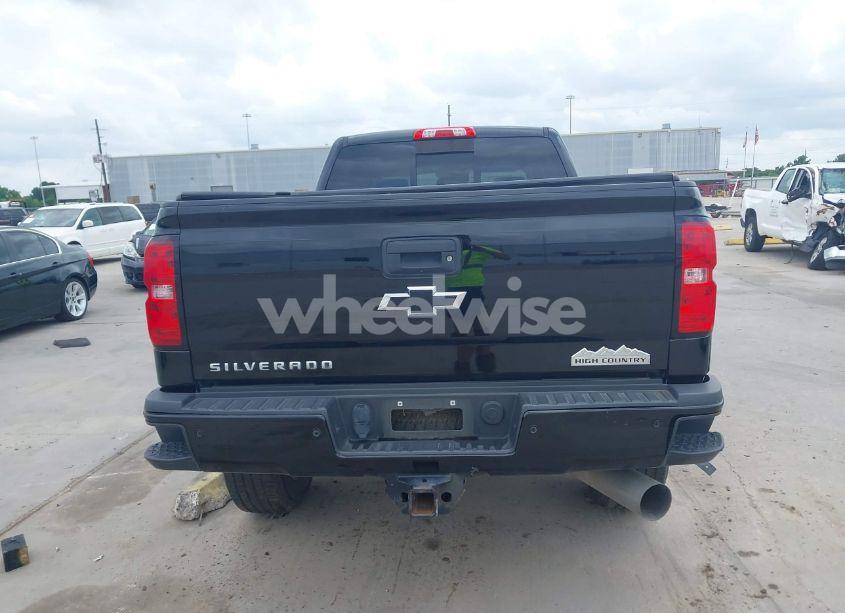 Photo 16 of 2018 Chevrolet Silverado 2500HD HIGH COUNTRY (VIN 1GC1KXEY4JF228278)