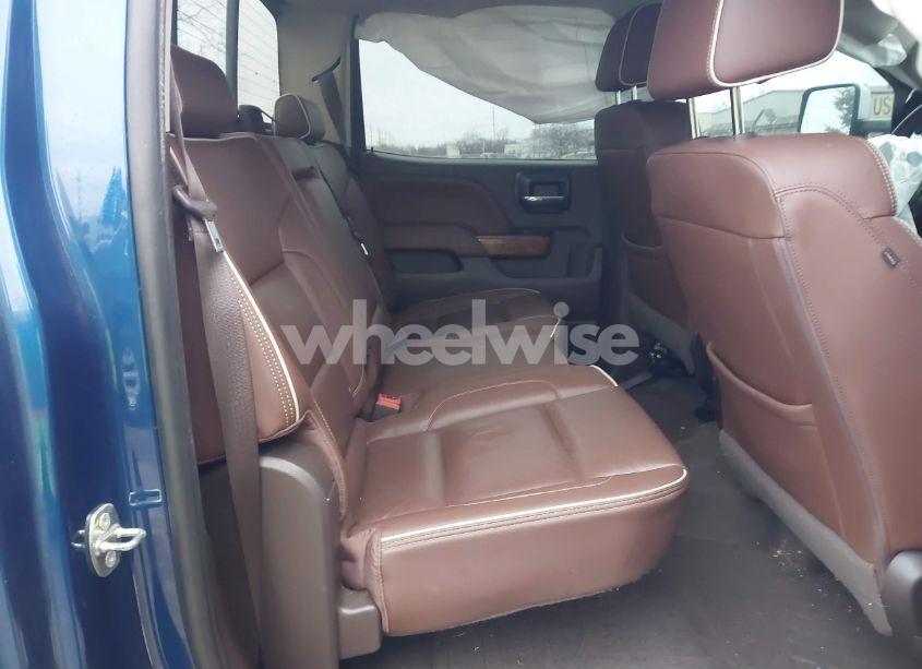 Photo 8 of 2018 Chevrolet Silverado 2500HD HIGH COUNTRY (VIN 1GC1KXEY5JF147225)