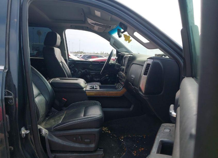 Photo 5 of 2017 Chevrolet Silverado 2500HD HIGH COUNTRY (VIN 1GC1KXEY7HF239964)