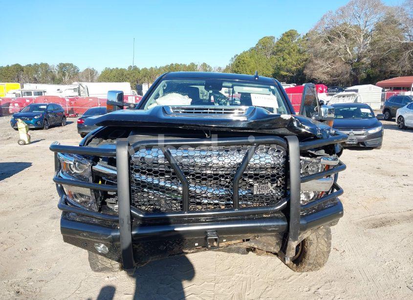 Photo 12 of 2018 Chevrolet Silverado 2500HD HIGH COUNTRY (VIN 1GC1KXEY9JF105172)