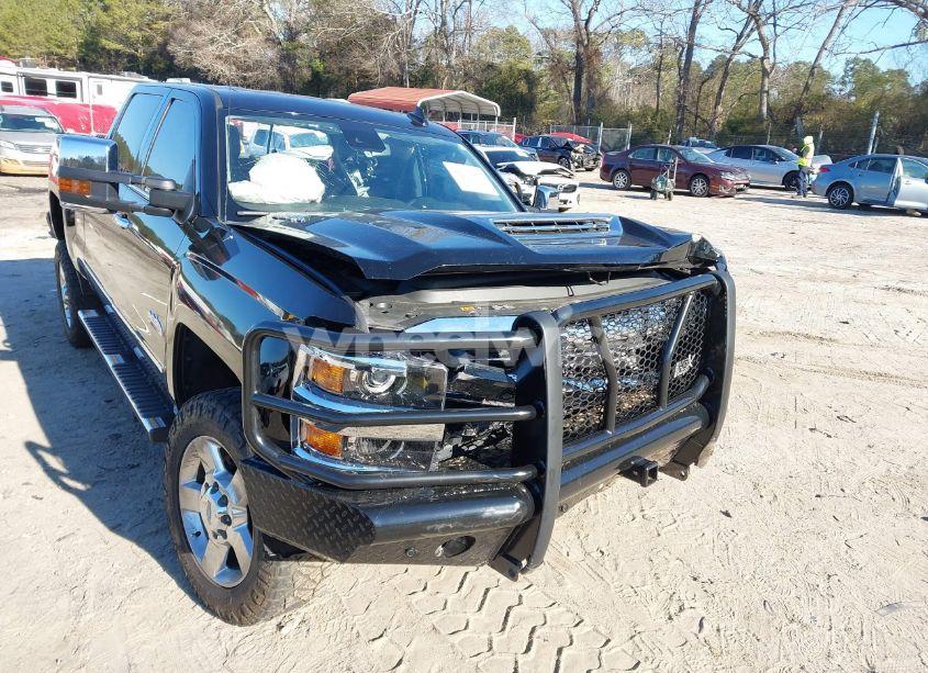 Photo 6 of 2018 Chevrolet Silverado 2500HD HIGH COUNTRY (VIN 1GC1KXEY9JF105172)