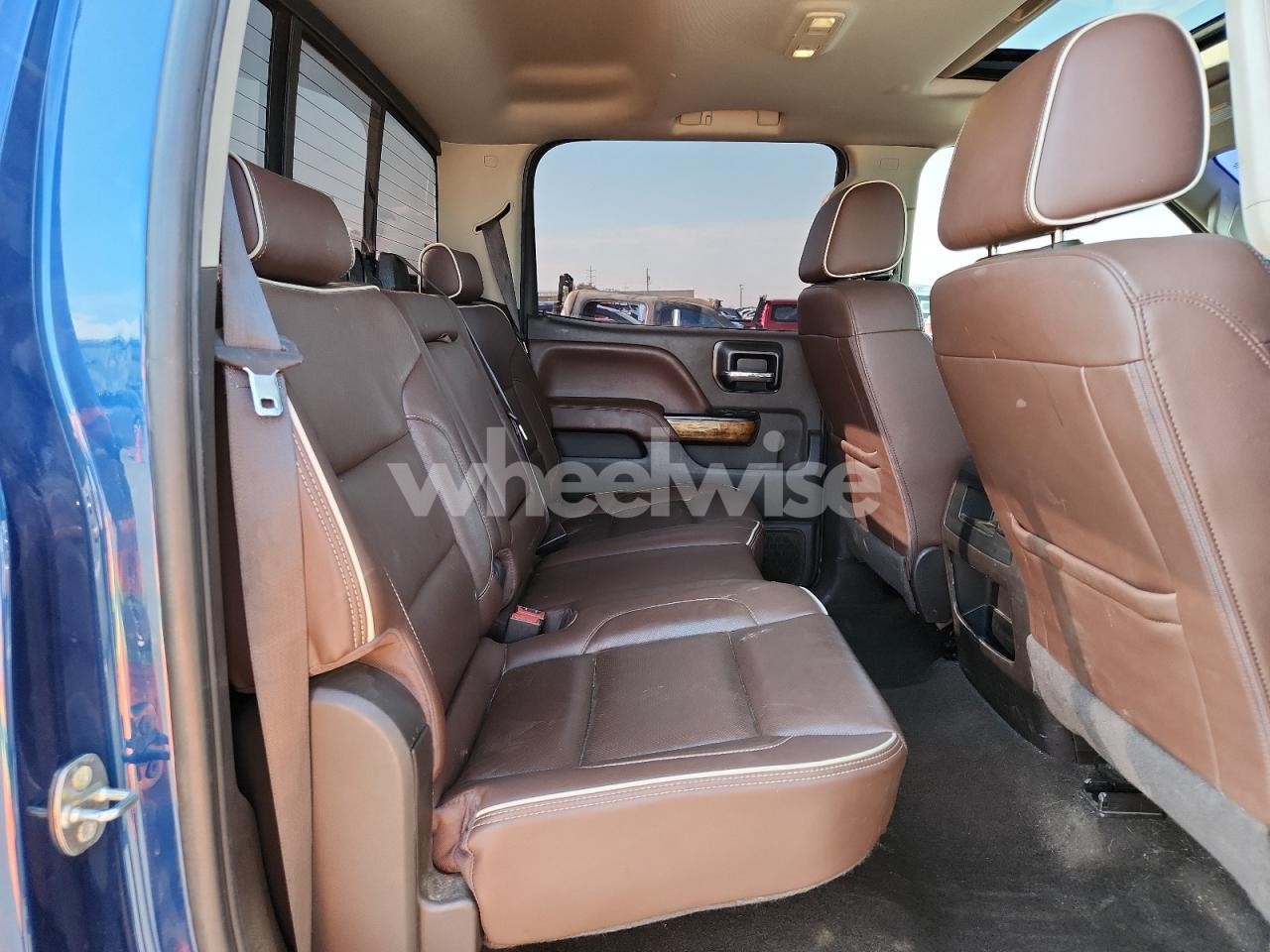 Photo 10 of 2017 CHEVROLET SILVERADO K2500 HIGH COUNTRY (VIN 1GC1KXEYXHF213651)