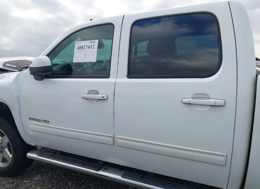 Photo 15 of 2014 Chevrolet Silverado 2500HD LTZ (VIN 1GC1KYC80EF184827)