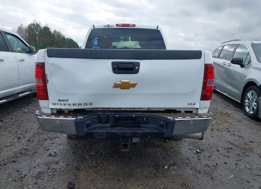 Photo 17 of 2014 Chevrolet Silverado 2500HD LTZ (VIN 1GC1KYC80EF184827)